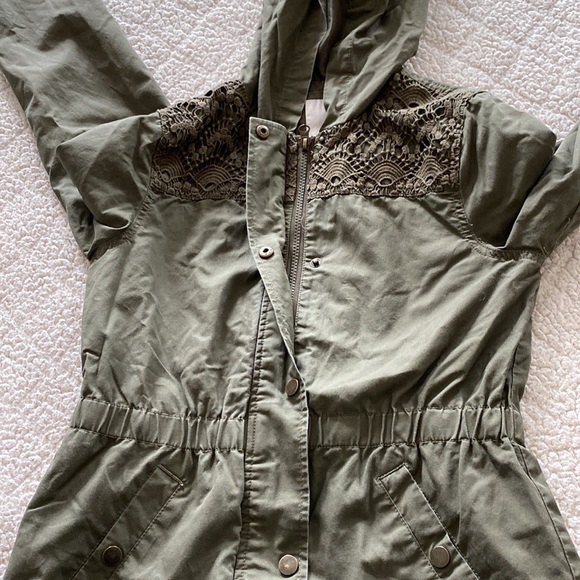 Girls Jacket - Picture 6 of 7